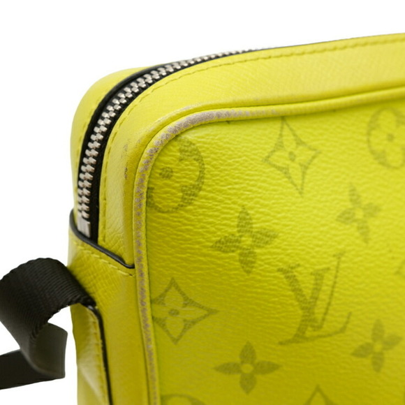 LOUIS VUITTON Yellow Leather Hobo Bag - Picture 8 of 16